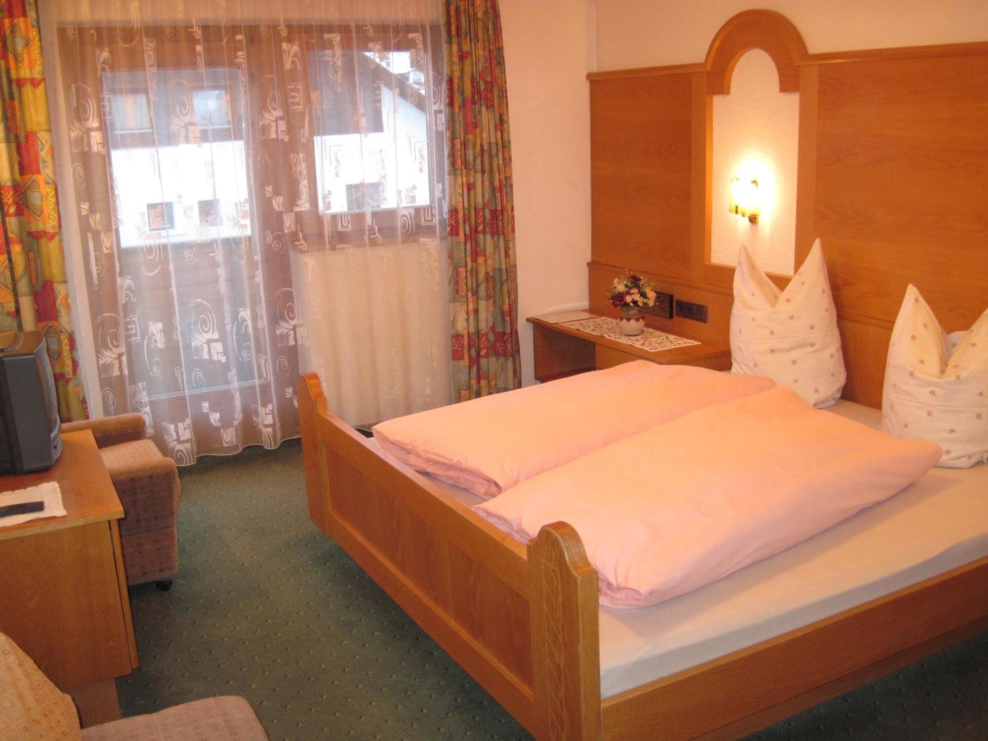 גלטור Fruehstueckspension & Ferienhaus Faednerspitze מראה חיצוני תמונה